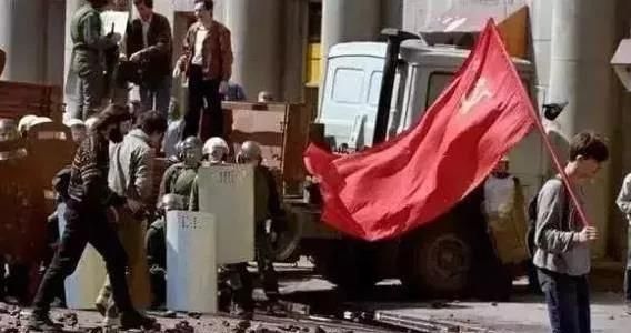 俄羅斯進(jìn)入戰(zhàn)備！前蘇聯(lián)軍官泣血警告中囯人！